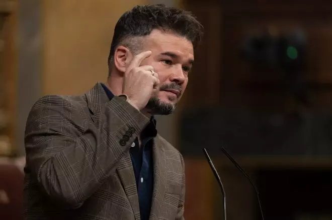 El portavoz de ERC en el Congreso, Gabriel Rufián, interviene durante un pleno en el Congreso de los Diputados. -EUROPA PRESS | Eduardo Parra