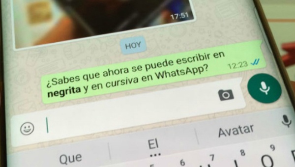 Cómo escribir en negrita o cursiva en WhatsApp para iOS