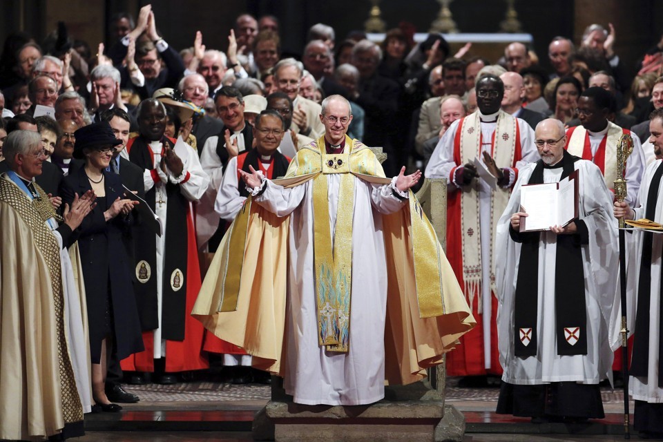 Más de mil personas denuncian abusos sexuales en la Iglesia anglicana de  Australia | Público
