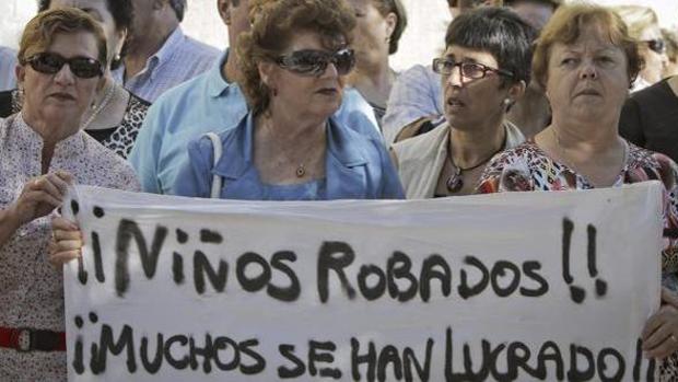 germen Pendiente ramo de flores Bebés robados: El primer juicio por bebés robados en España se celebrará el  26 de junio en Madrid | Público