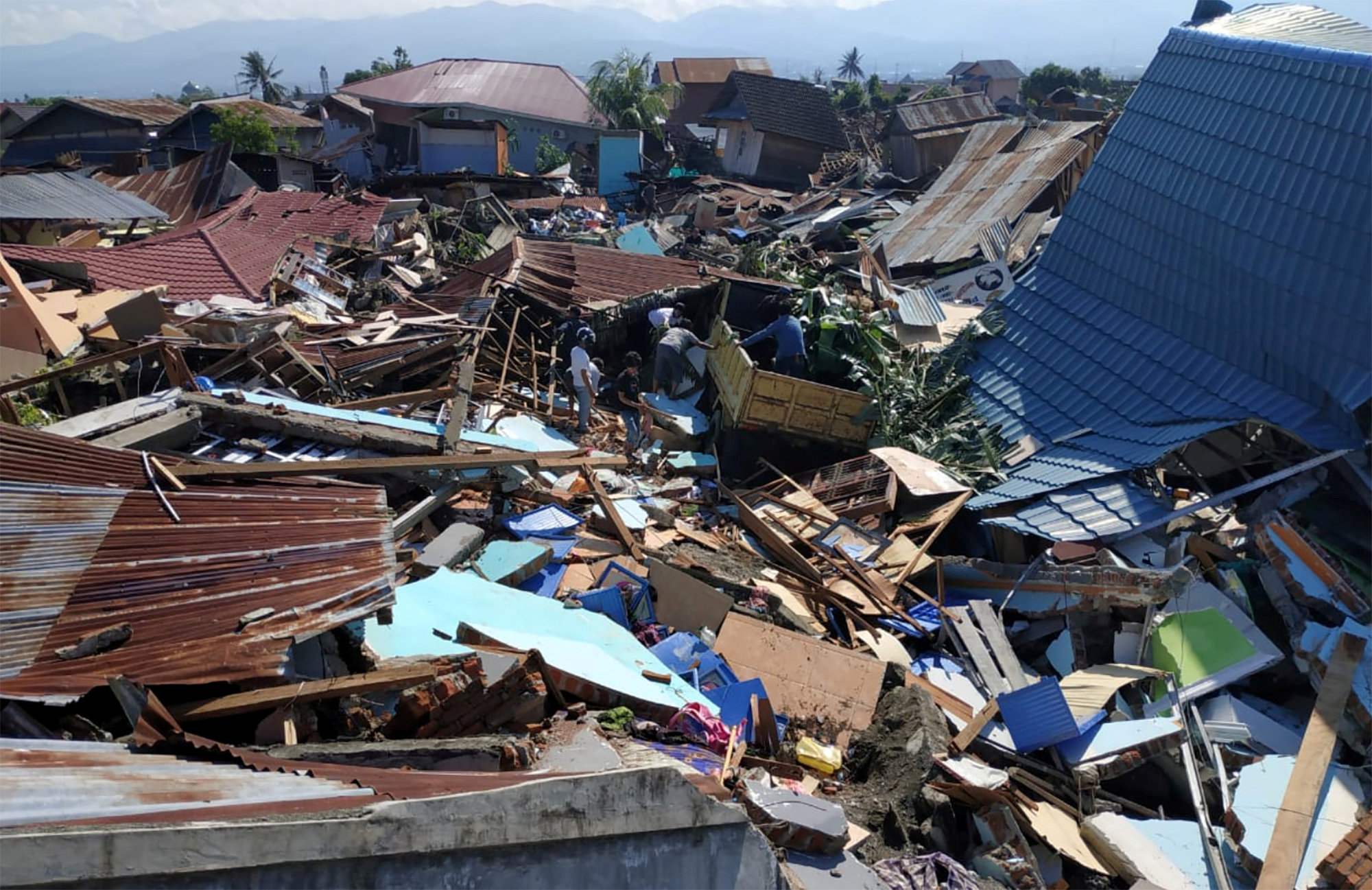 Terremoto Indonesia Elevan a 832 los muertos por los terremotos y el