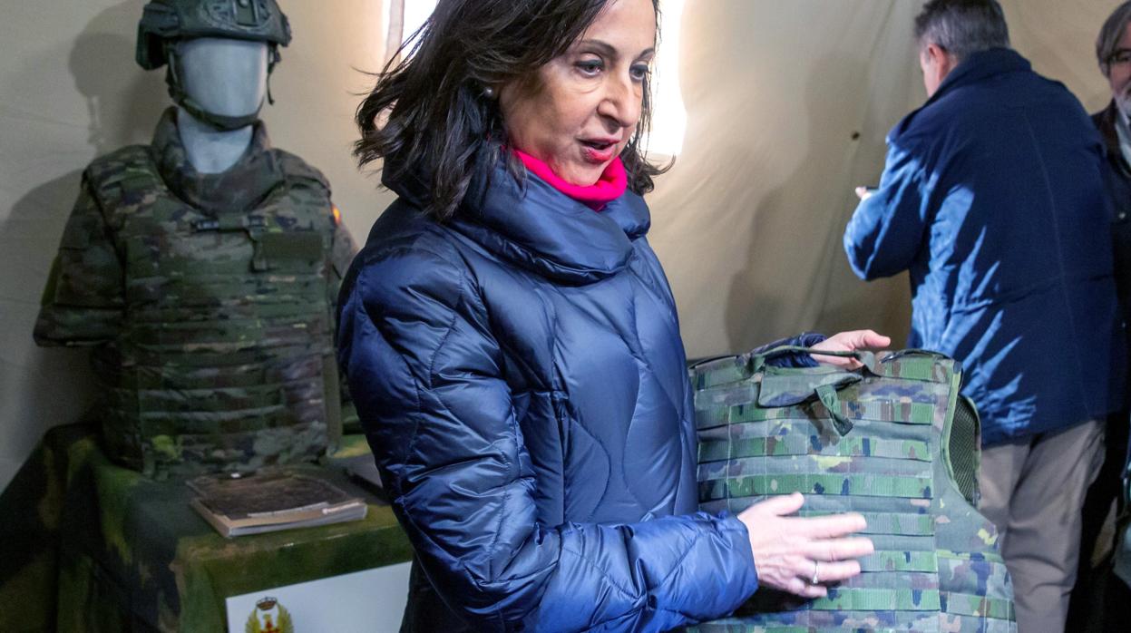 en el Ejército: España aspira ser el país con chaleco para mujeres en sus Fuerzas Armadas | Público