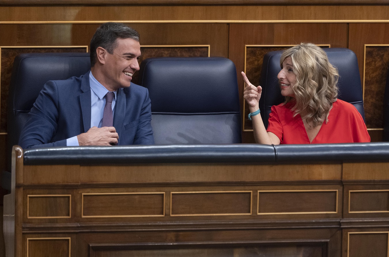 Pedro Sánchez y Yolanda Díaz mantienen una reunión para fortalecer la coalición de cara al próximo curso político | Público