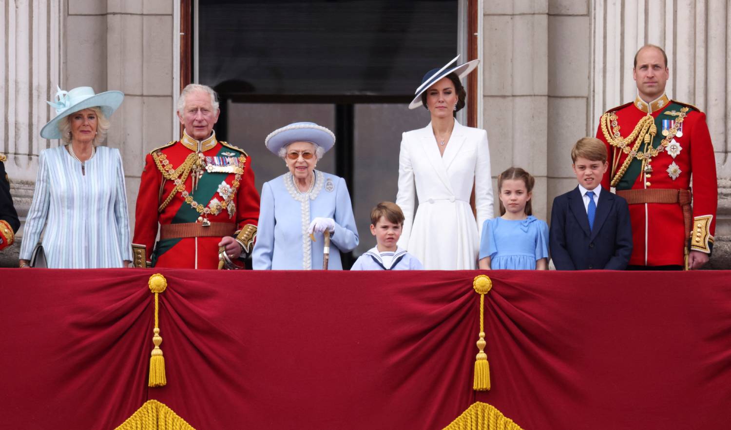 Reina Isabel II ¿Cómo funciona la línea de sucesión al trono británico? Público imagen