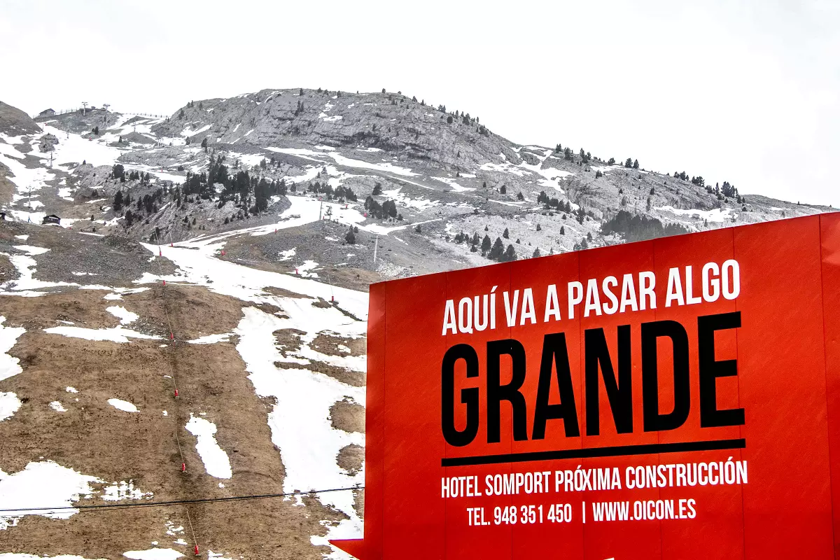 Fracasa entre chanchullos otro intento de destruir el Pirineo aragonés para vender esquí un futuro sin nieve | Público