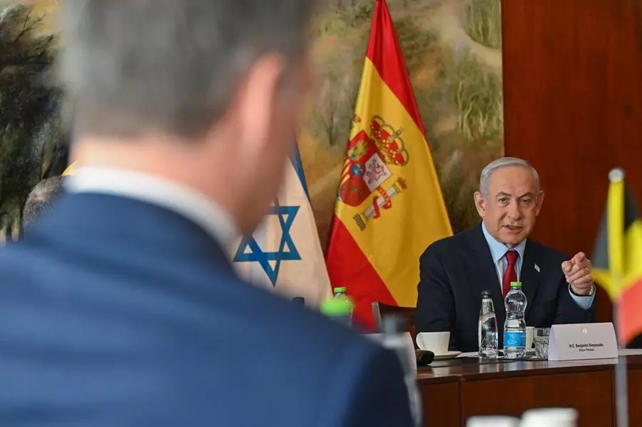El primer ministro israelí, Benjamin Netanyahu, durante su reunión con el presidente del Gobierno, Pedro Sánchez, y el primer ministro belga, Alexander de Croo, a 23 de noviembre de 2023. — Kobi Gideon / EFE