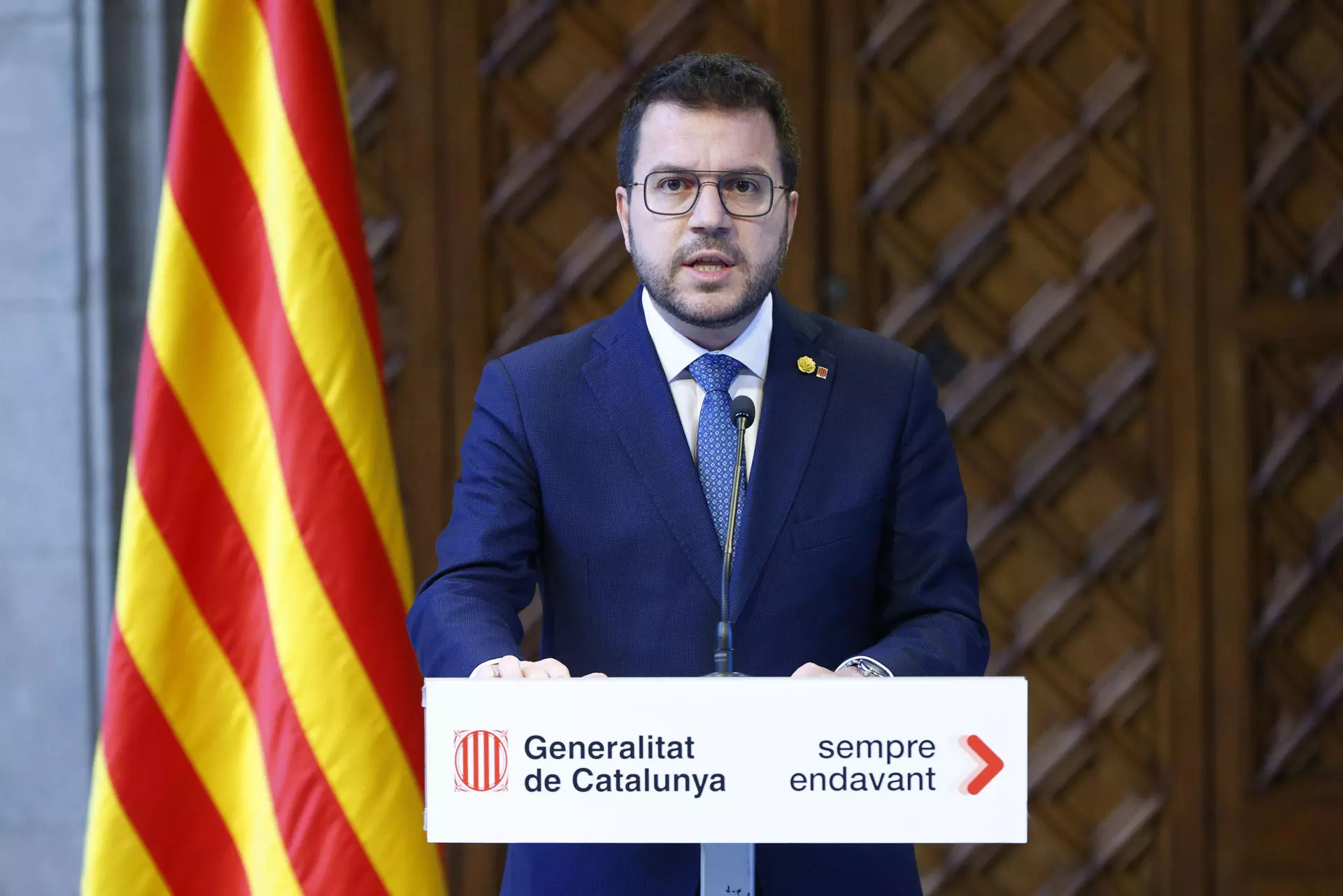 Pere Aragonès comparece en el Palau de la Generlitat para anunciar las elecciones anticipadas, a 13 de marzo de 2024. — Quique García / EFE