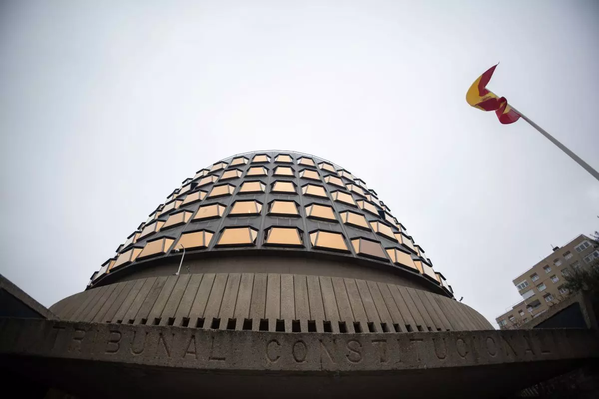 Fachada del Tribunal Constitucional el día que se rinde homenaje a Francisco Tomás Valiente, a 14 de febrero de 2024, en Madrid. — Eduardo Parra / Europa Press