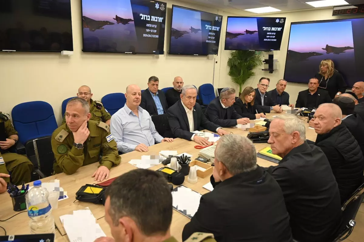 Netanyahu se reúne con el gabinete de guerra, el sábado en Tel Aviv. - EFE