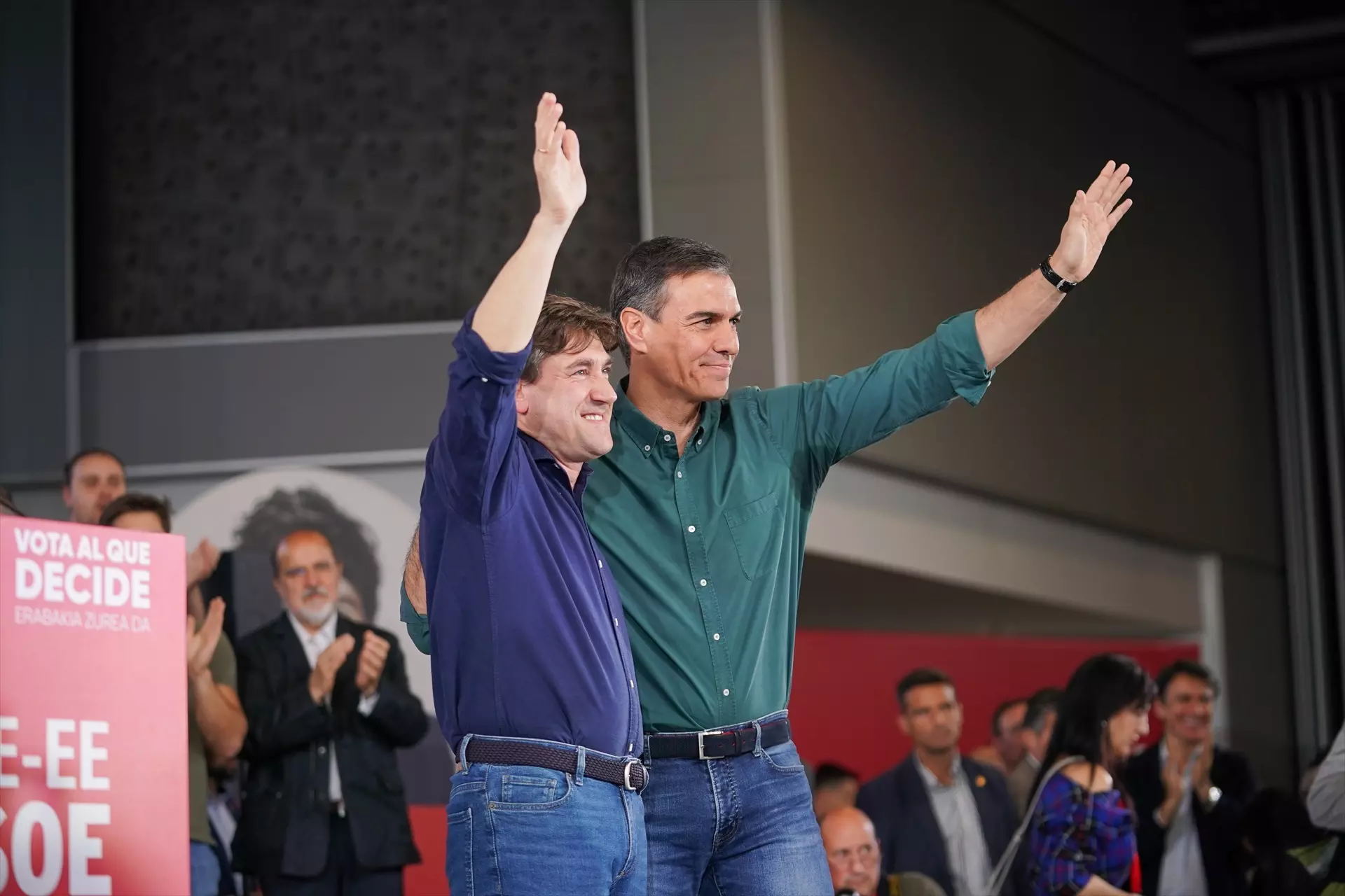 El PSOE rompe en Euskadi su tendencia a la baja, mejora resultados y afianza su Gobierno con el PNV