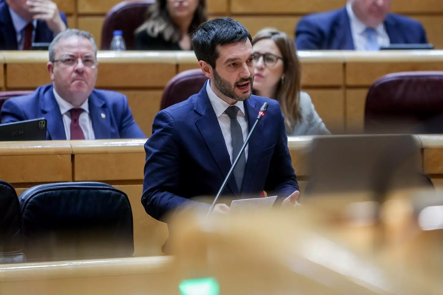 El ministro de Derechos Sociales, Consumo y Agenda 2030, Pablo Bustinduy, durante una sesión de control al Gobierno, en el Senado, a 9 de abril de 2024, en Madrid. — Ricardo Rubio / EUROPA PRESS
