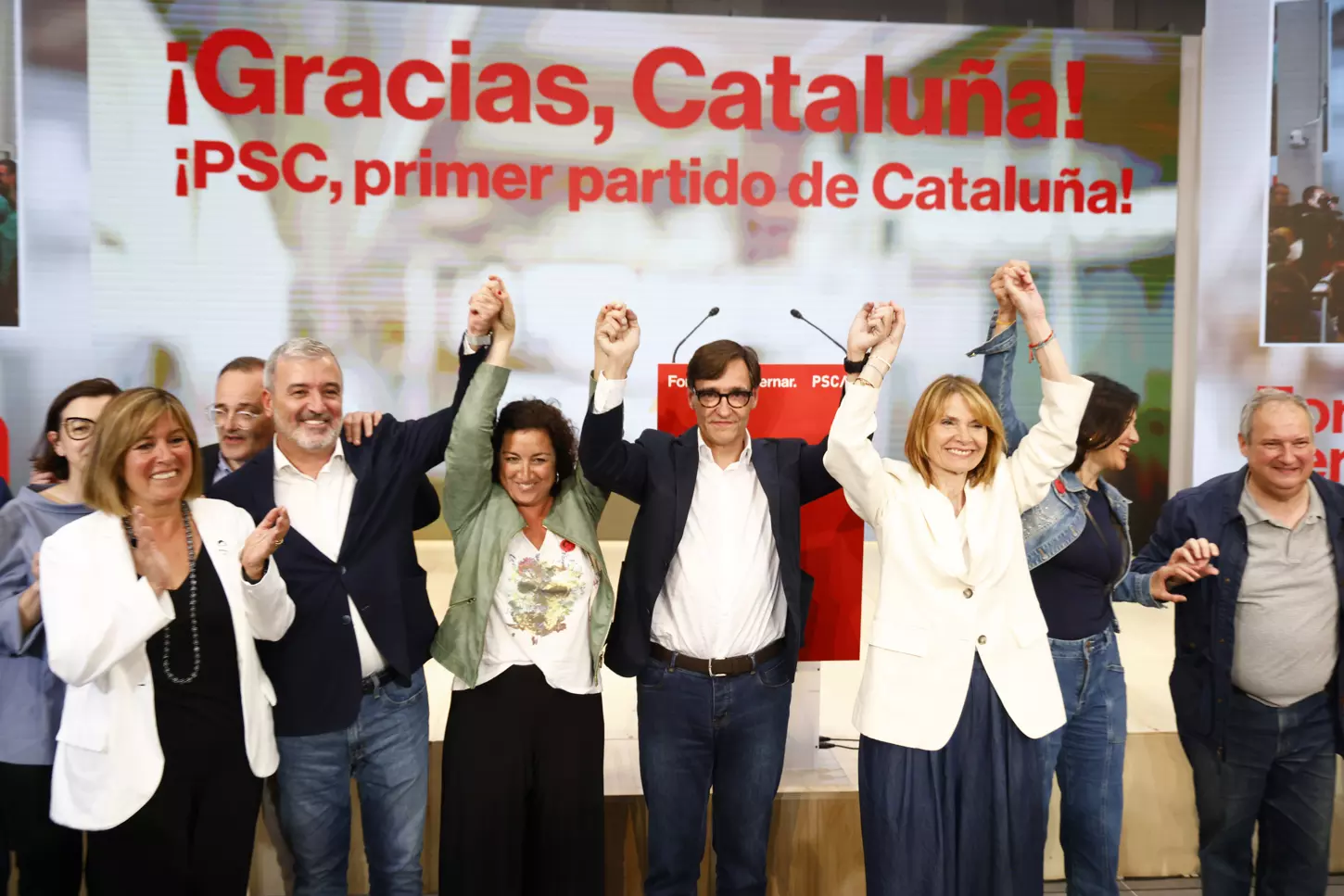 El candidato a la presidencia de la Generalitat por l PSC, Salvador Illa, tras conocer los resultados electorales este domingo 12 de mayo. — Quique García / EFE