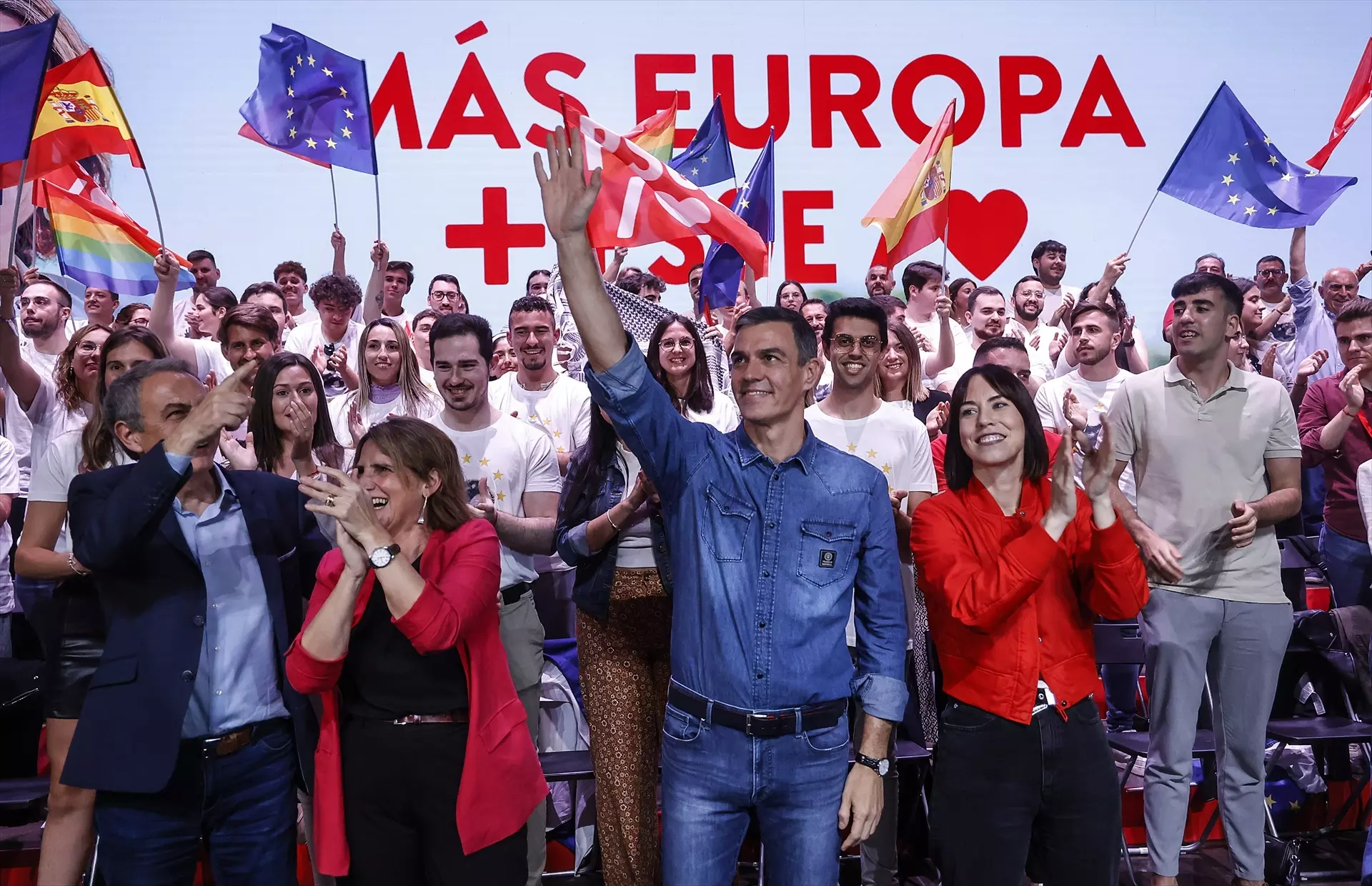PSOE y PP intentan convertir la campaña de las elecciones europeas en una competición a dos