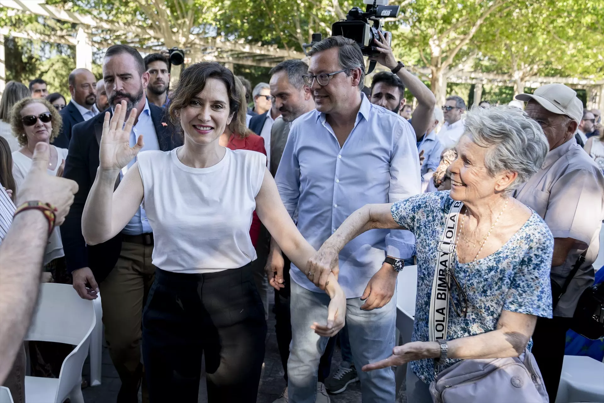 La presidenta de la Comunidad de Madrid, Isabel Díaz Ayuso, durante un acto de campaña del partido, en el Parque Finca Liana, a 28 de mayo de 2024, en Madrid (España). — A. Pérez Meca / Europa press