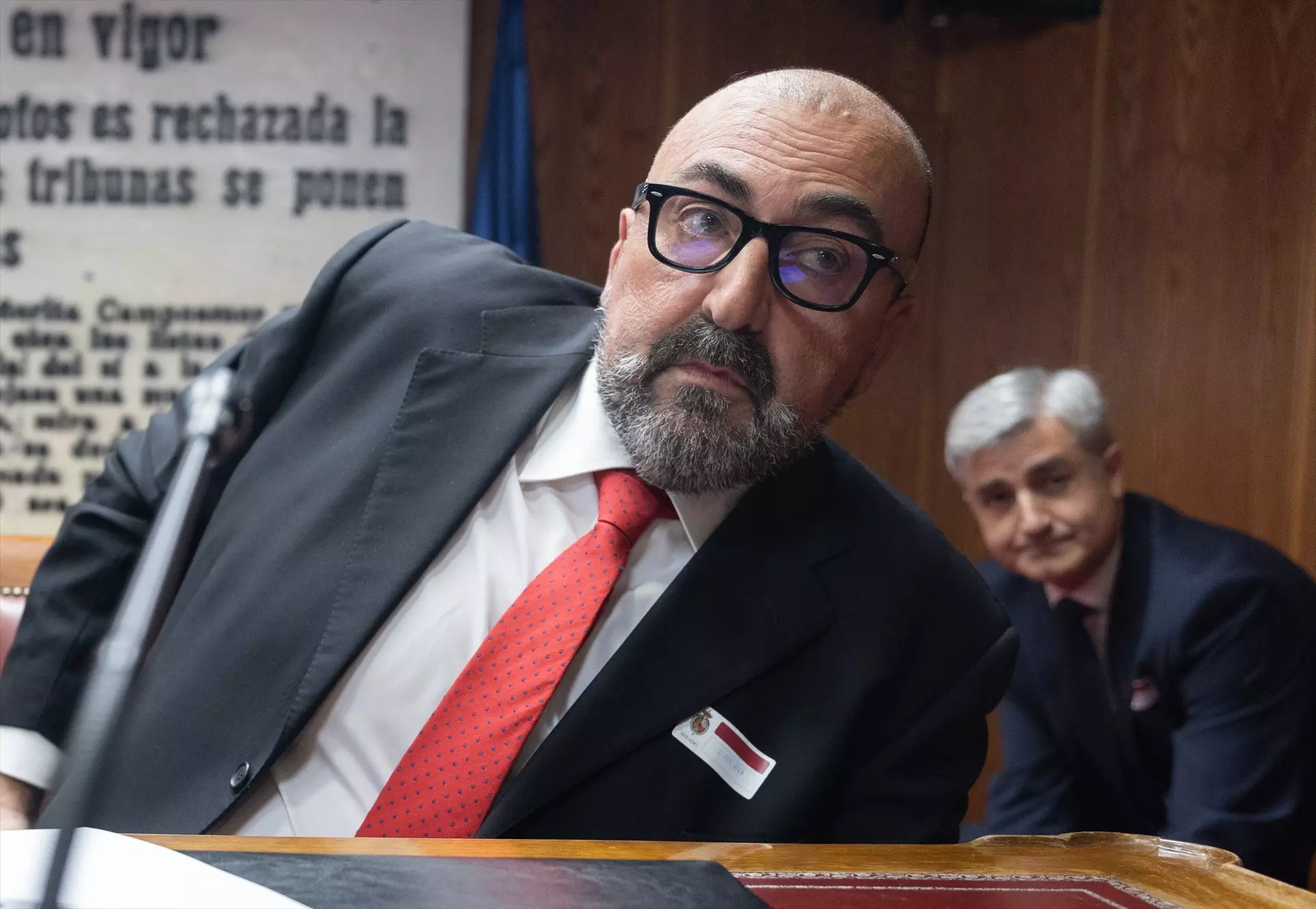 Koldo García, exasesor del exministro José Luis Ábalos, durante su interrogatorio en la sesión de investigación en el Senado que lleva su nombre. — Eduardo Parra / Europa Press