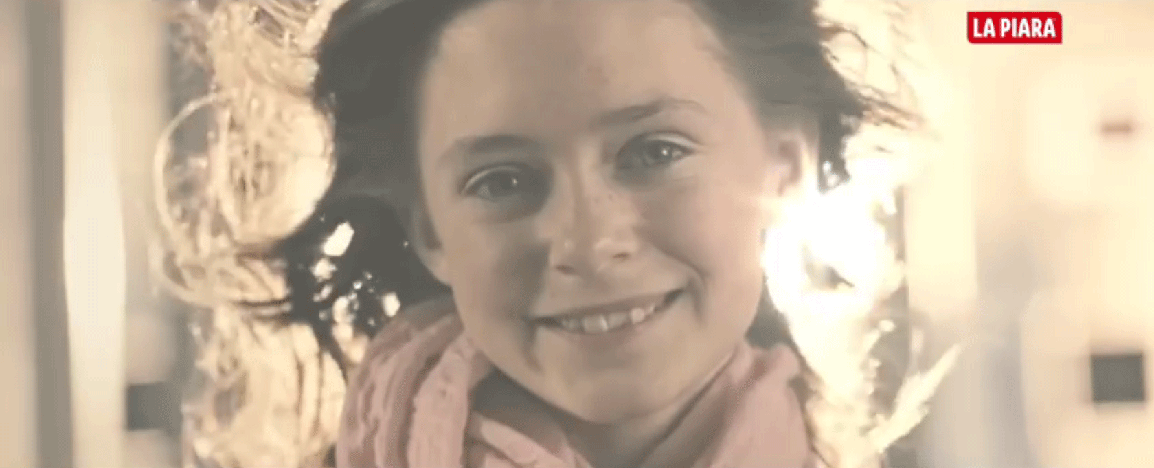 Captura de un anuncio de paté que sugiere que las niñas seducen para conseguir cosas. Captura de un anuncio de paté que sugiere que las niñas seducen para conseguir cosas.