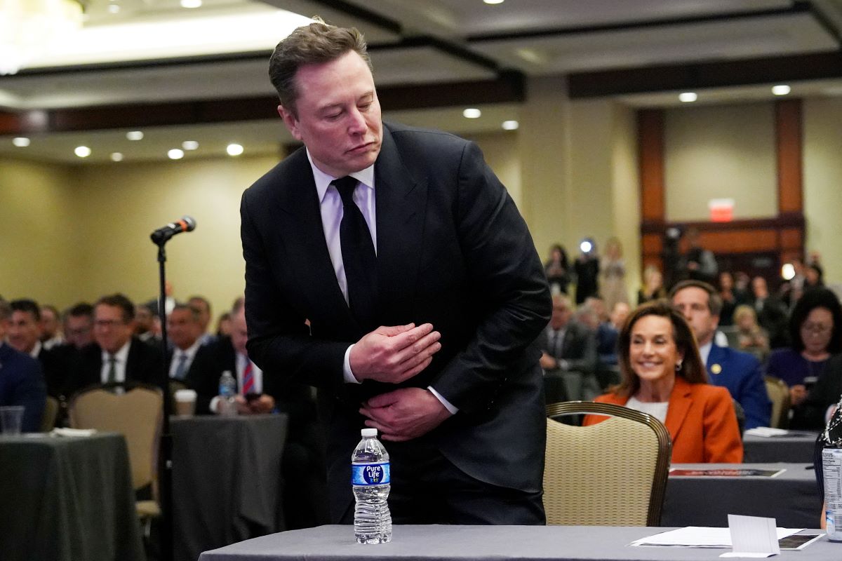 El regulador de la Bolsa de EEUU demanda a Musk por saltarse la ley en ...