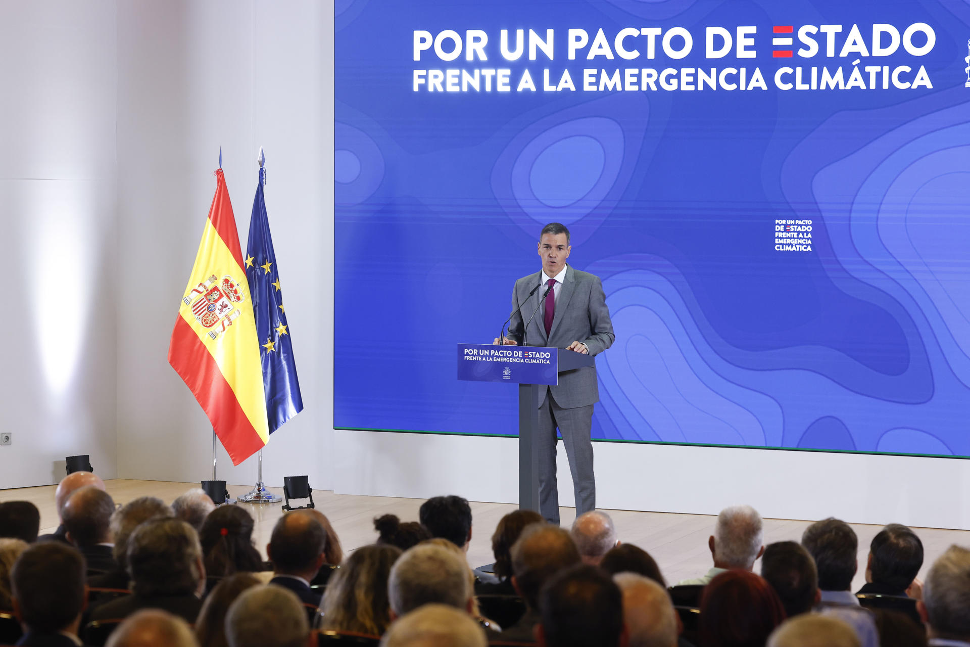 Sánchez presenta su hoja de ruta para el pacto de Estado sobre ...