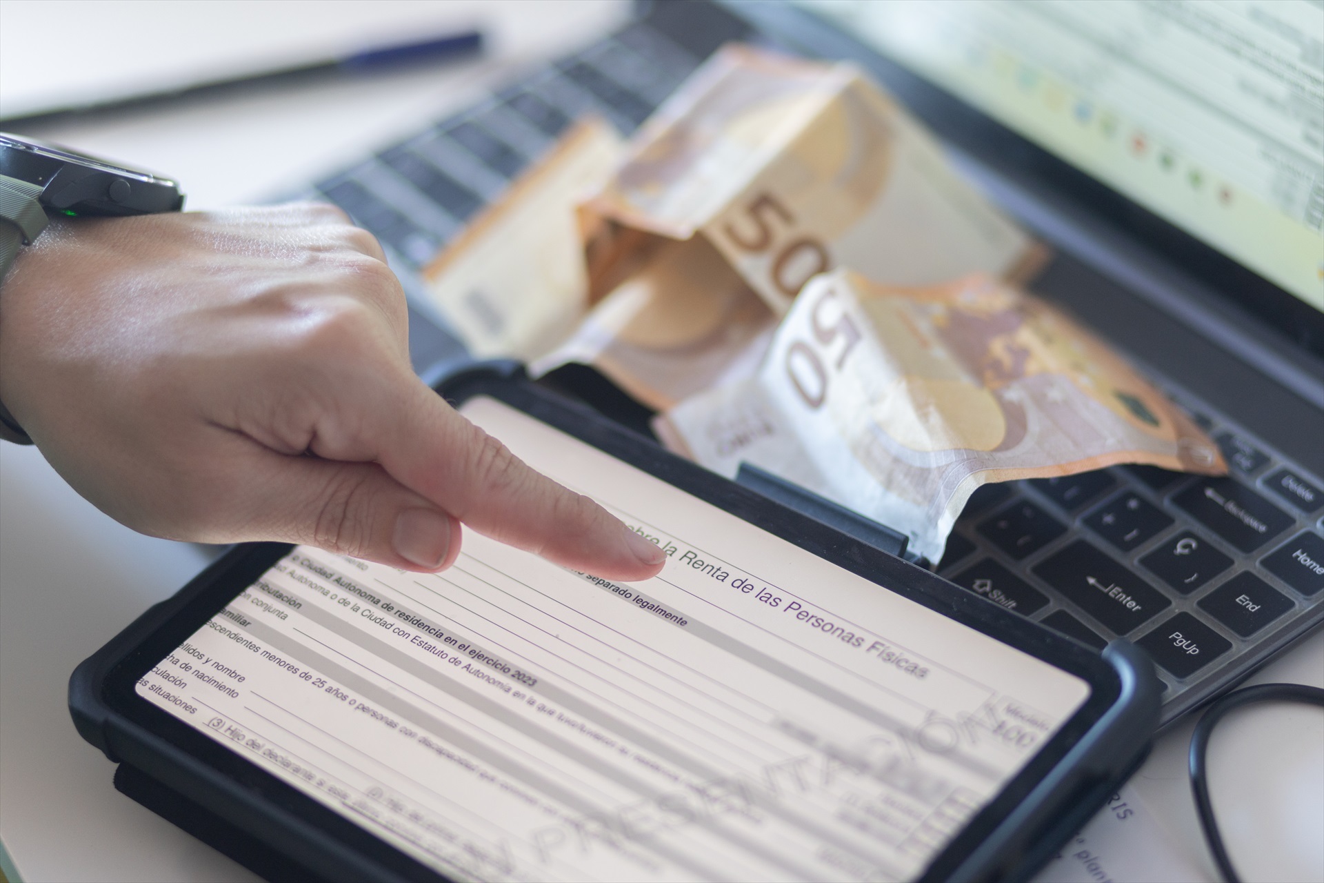 Cómo consultar tus datos fiscales para hacer la Declaración de la Renta ...