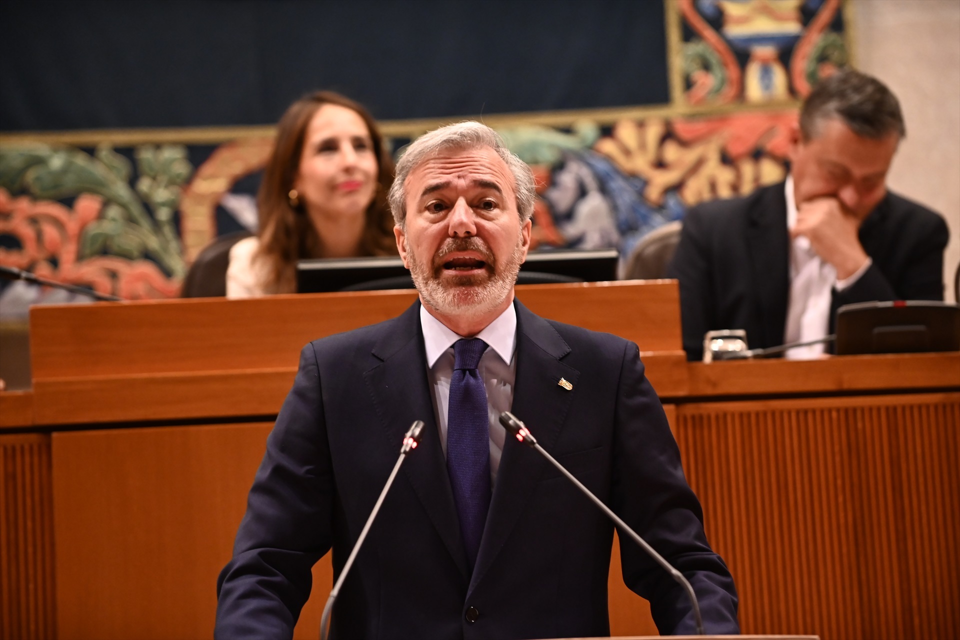 Azcón justifica el pacto con Vox en Aragón porque la prioridad nacional ...