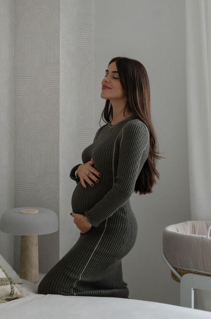 La influencer Violeta Mangriñan embarazada en una foto subida a su Instagram.