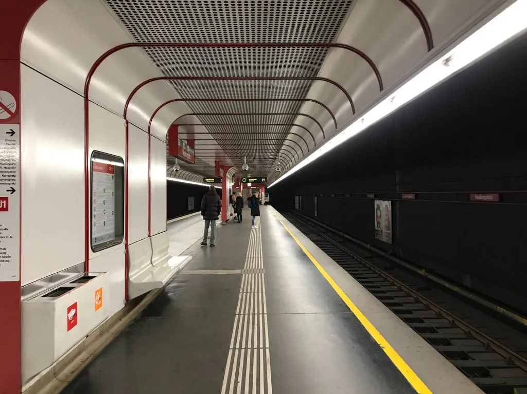 Metro de Viena